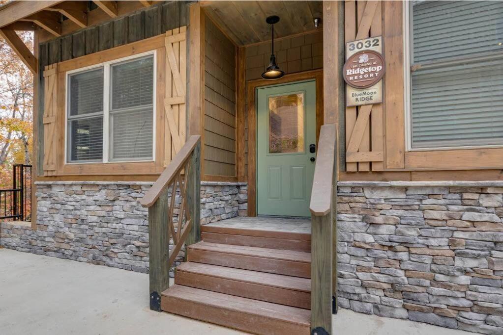 Blue Moon Ridge: Brand New Cabin! 5 Bedrooms, Pool/Hot Tub, Theatre Pigeon Forge Ngoại thất bức ảnh