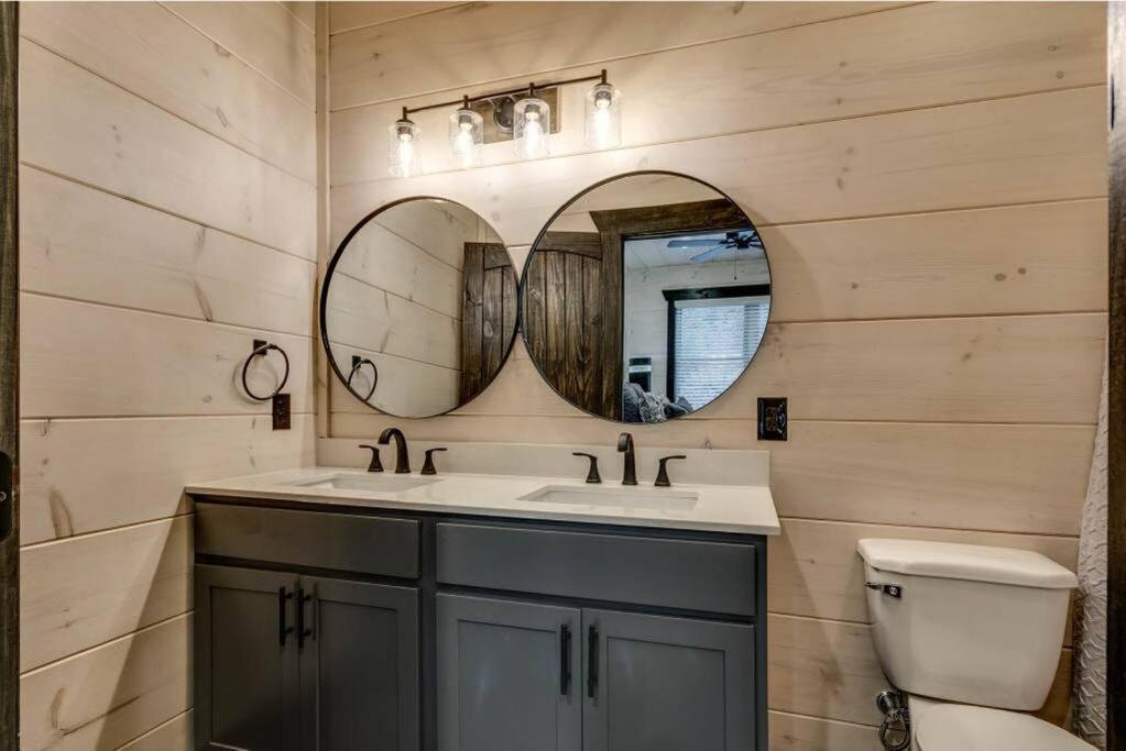 Blue Moon Ridge: Brand New Cabin! 5 Bedrooms, Pool/Hot Tub, Theatre Pigeon Forge Ngoại thất bức ảnh